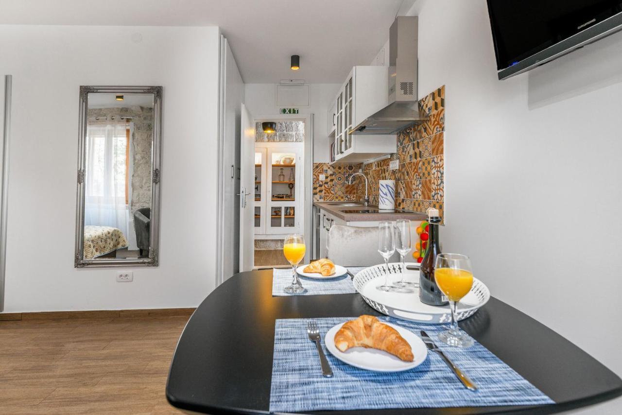 Vintage House Al Pozzo Lejlighedshotel Hvar Town Eksteriør billede