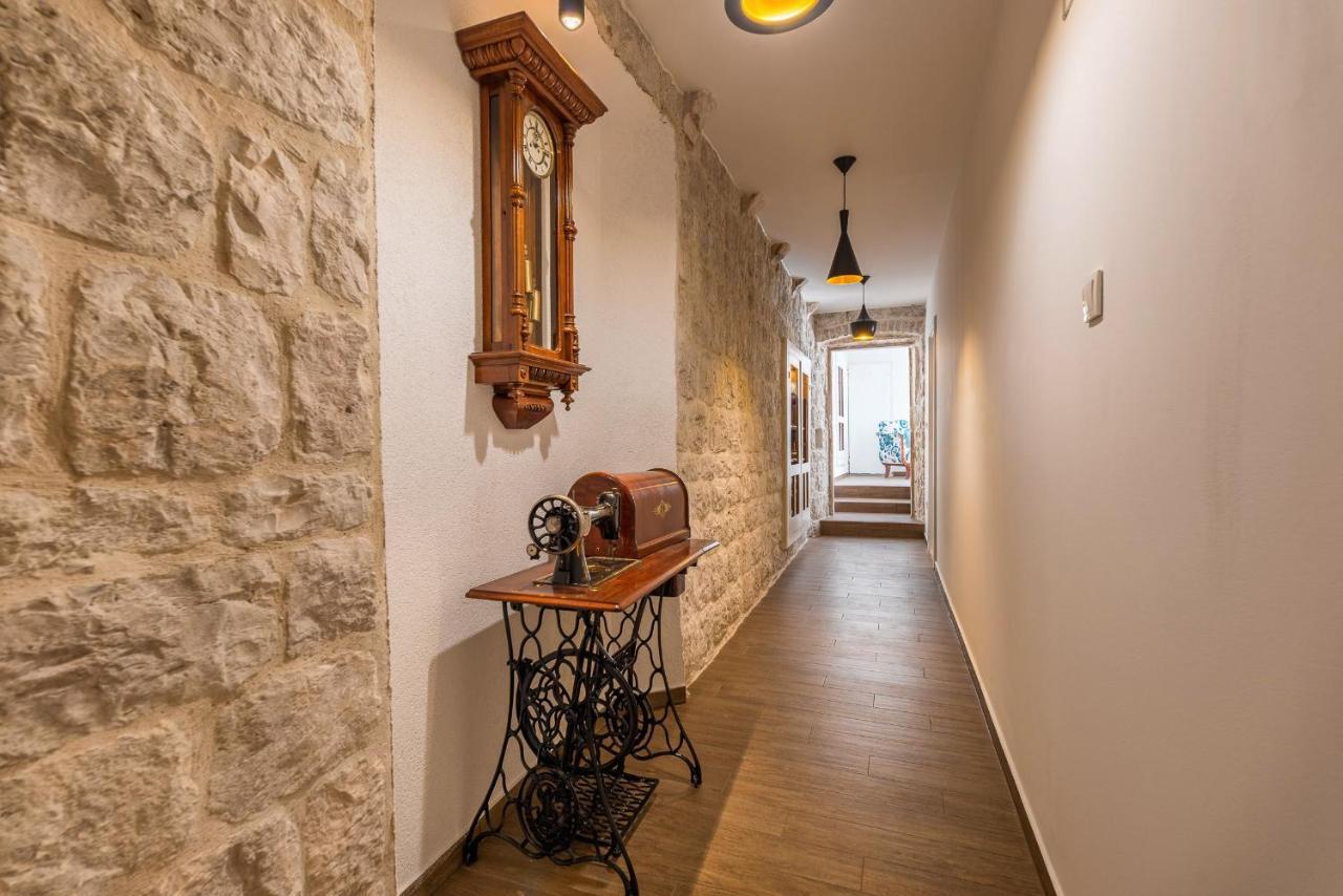 Vintage House Al Pozzo Lejlighedshotel Hvar Town Eksteriør billede