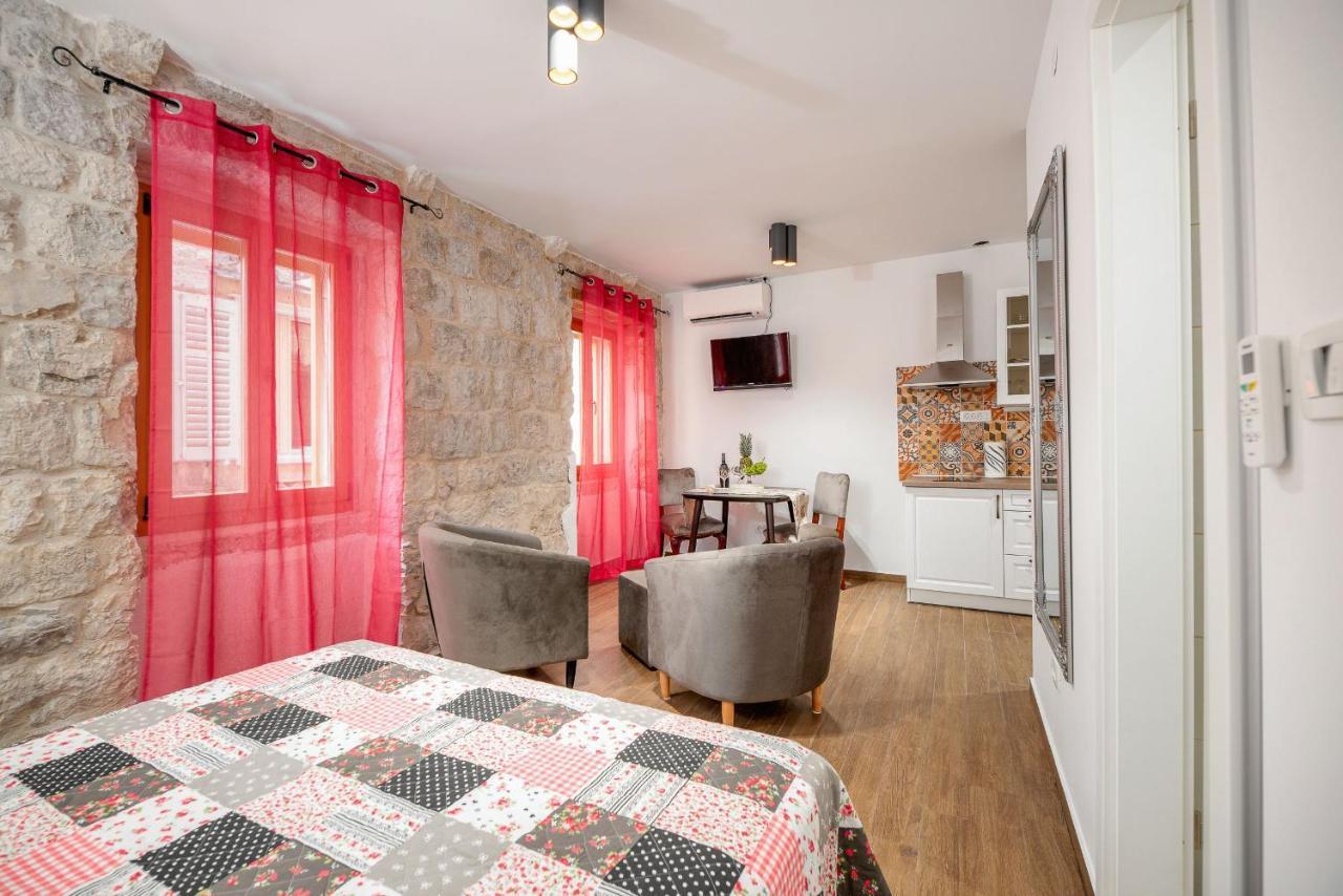 Vintage House Al Pozzo Lejlighedshotel Hvar Town Eksteriør billede