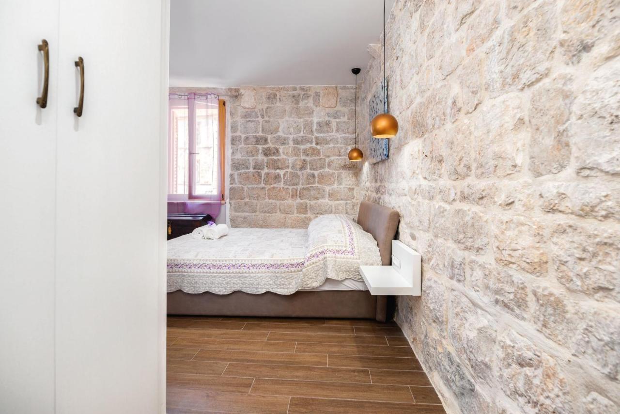 Vintage House Al Pozzo Lejlighedshotel Hvar Town Eksteriør billede