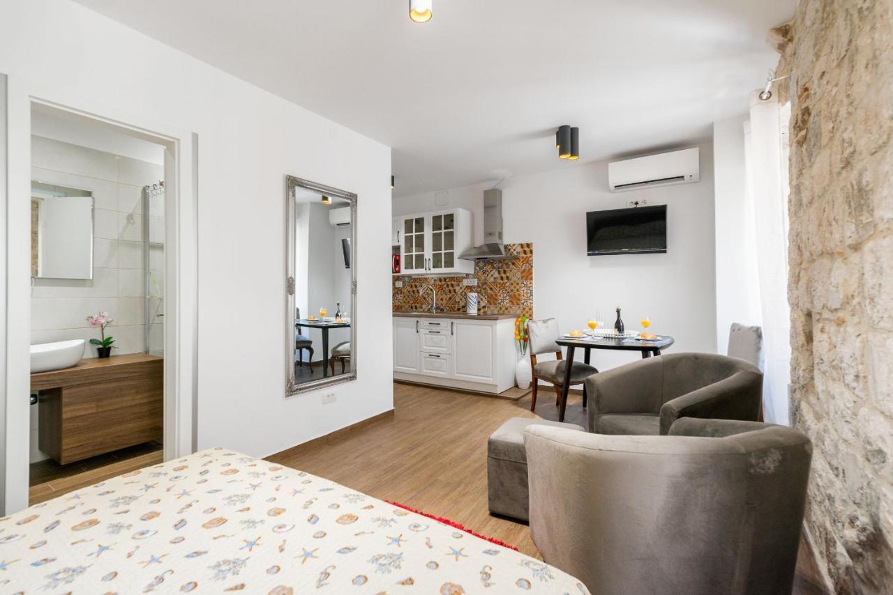 Vintage House Al Pozzo Lejlighedshotel Hvar Town Eksteriør billede