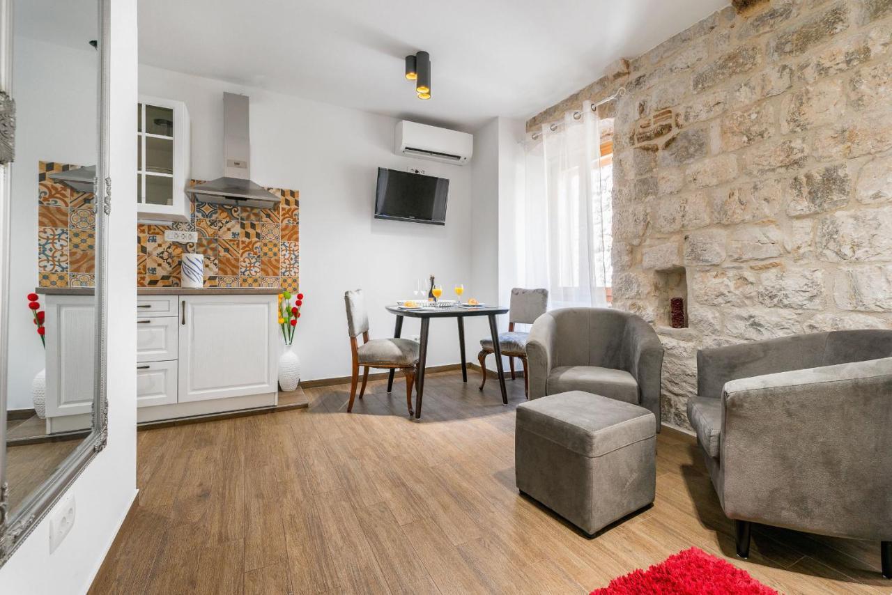 Vintage House Al Pozzo Lejlighedshotel Hvar Town Eksteriør billede