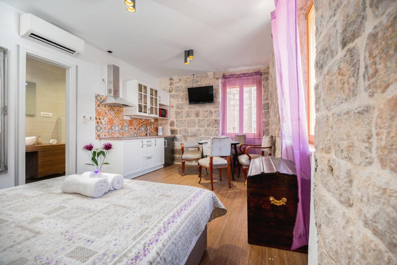 Vintage House Al Pozzo Lejlighedshotel Hvar Town Eksteriør billede