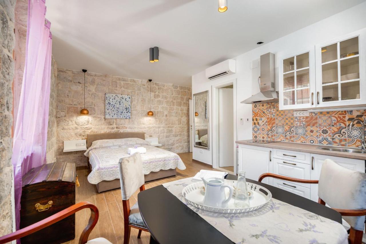 Vintage House Al Pozzo Lejlighedshotel Hvar Town Eksteriør billede