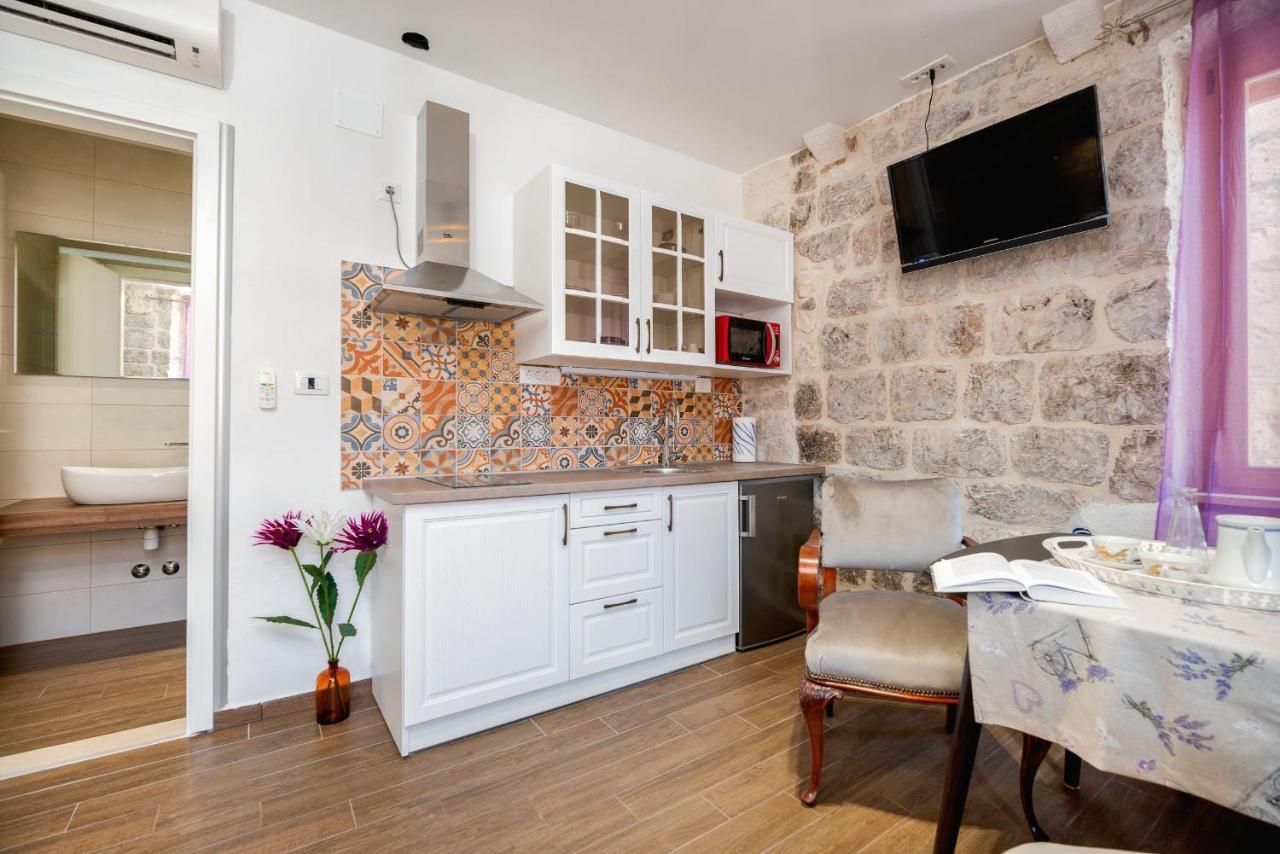 Vintage House Al Pozzo Lejlighedshotel Hvar Town Eksteriør billede